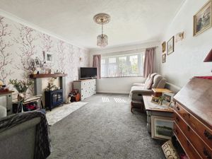 Living room- click for photo gallery